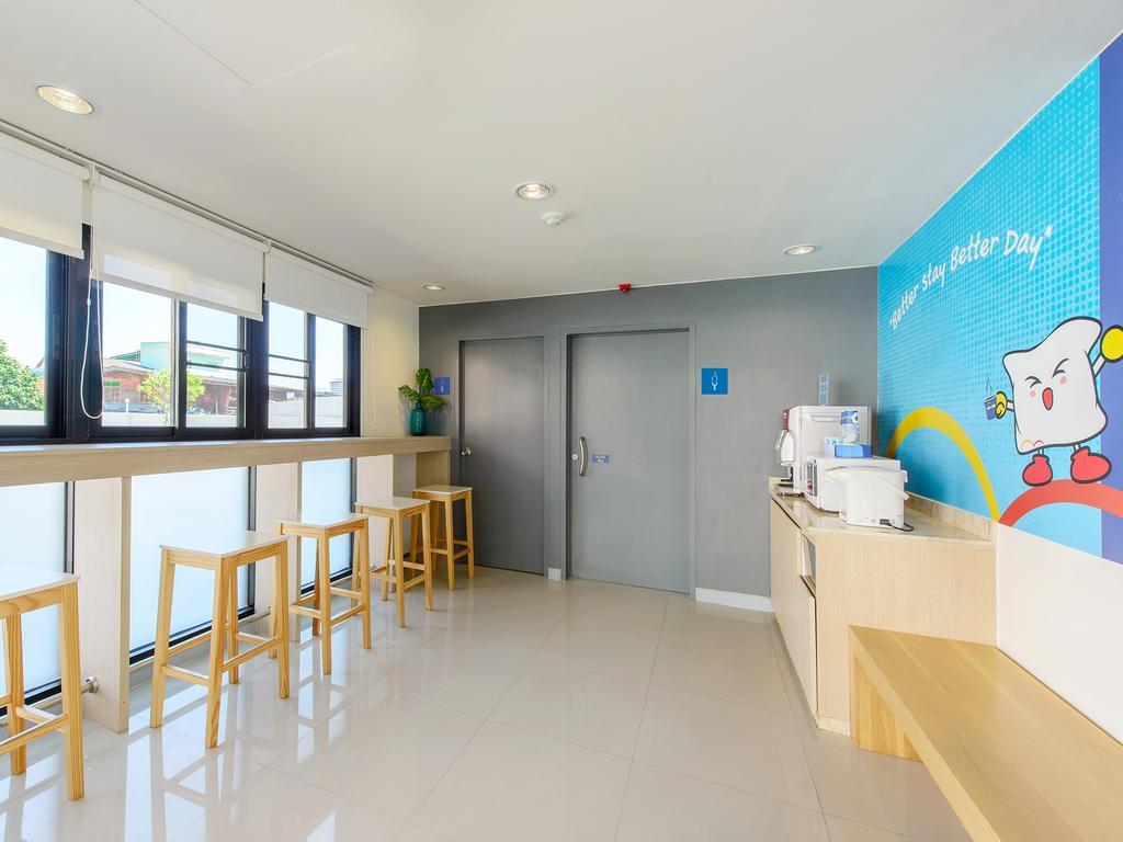 Hop Inn Lampang Exterior foto