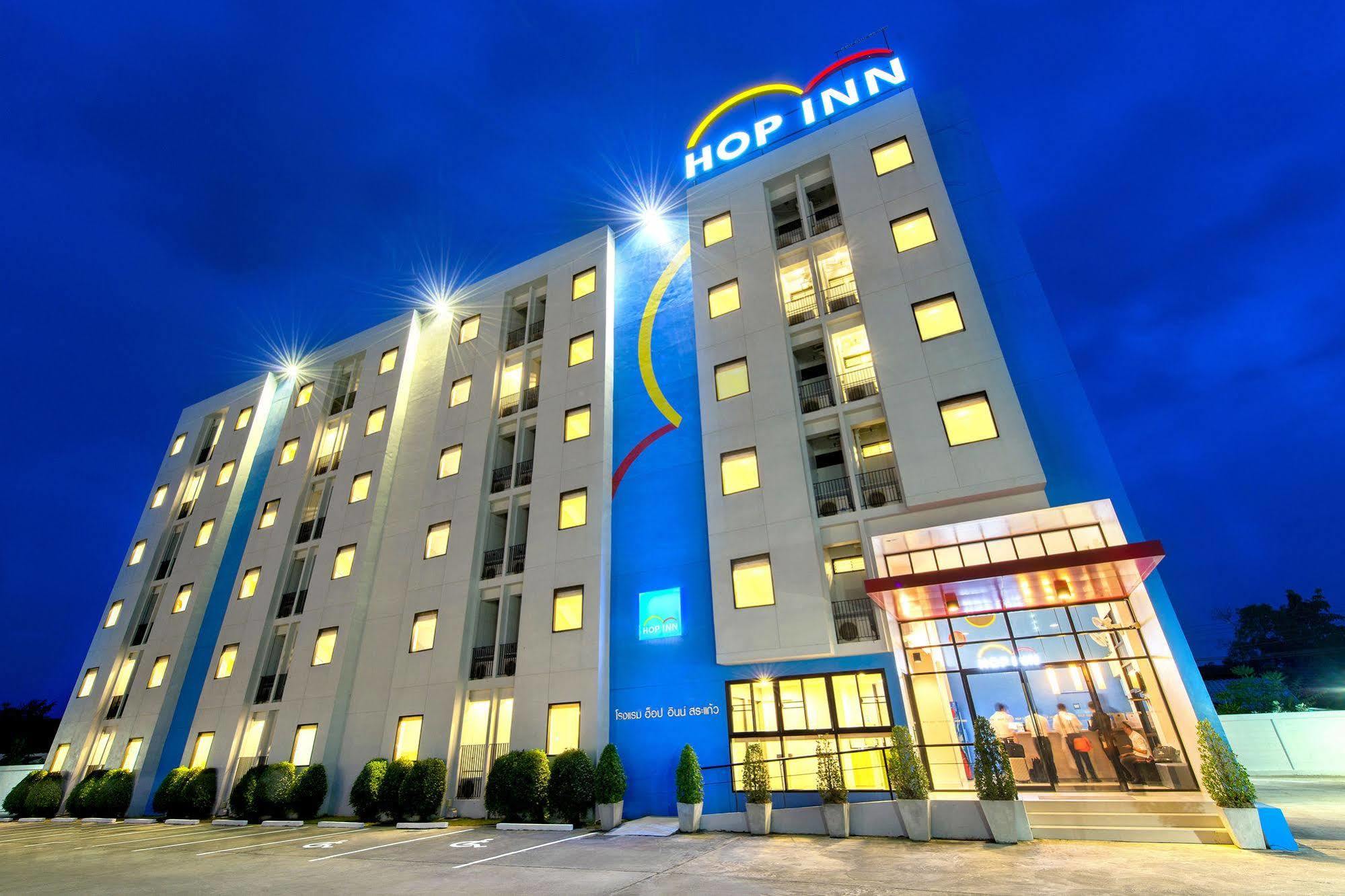 Hop Inn Lampang Exterior foto